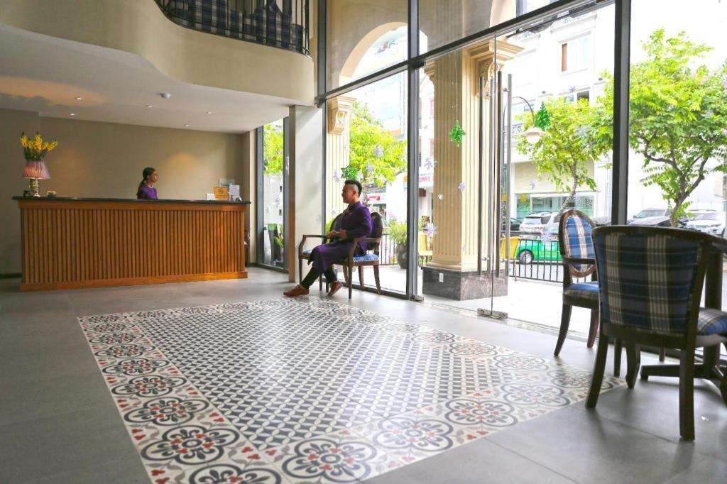 Bizu Royal Hotel Bandar Ho Chi Minh Luaran gambar