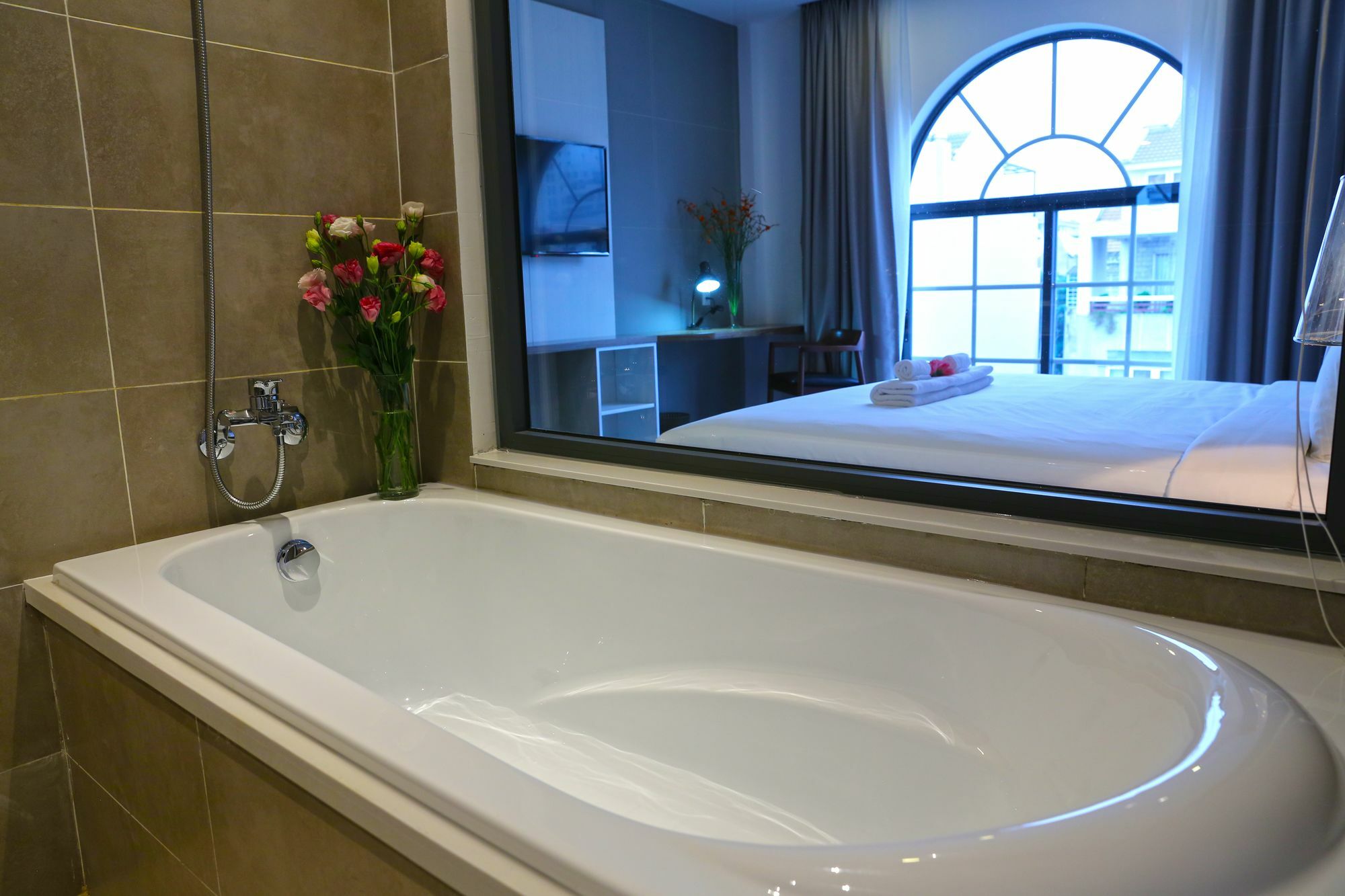 Bizu Royal Hotel Bandar Ho Chi Minh Luaran gambar