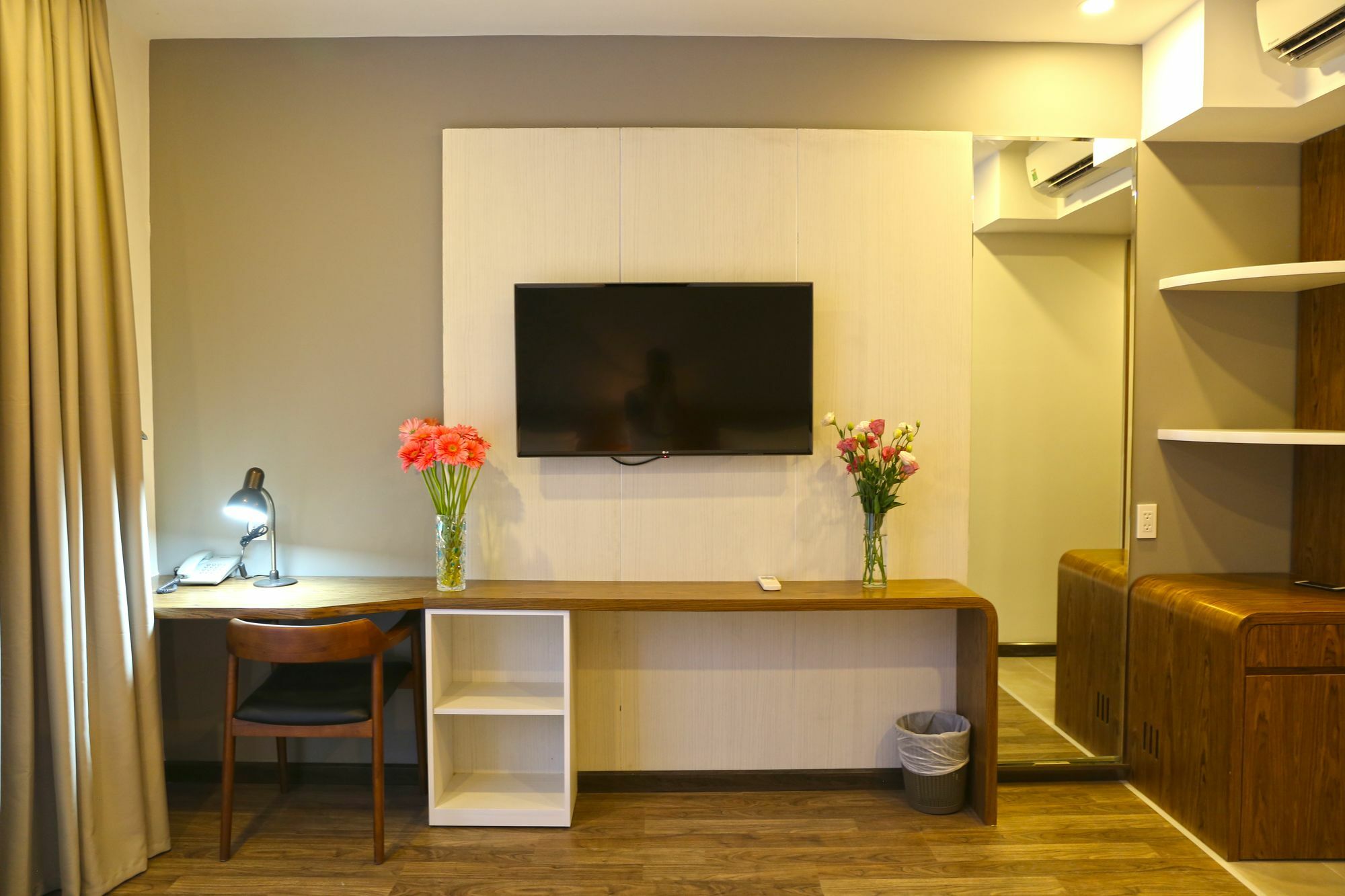 Bizu Royal Hotel Bandar Ho Chi Minh Luaran gambar